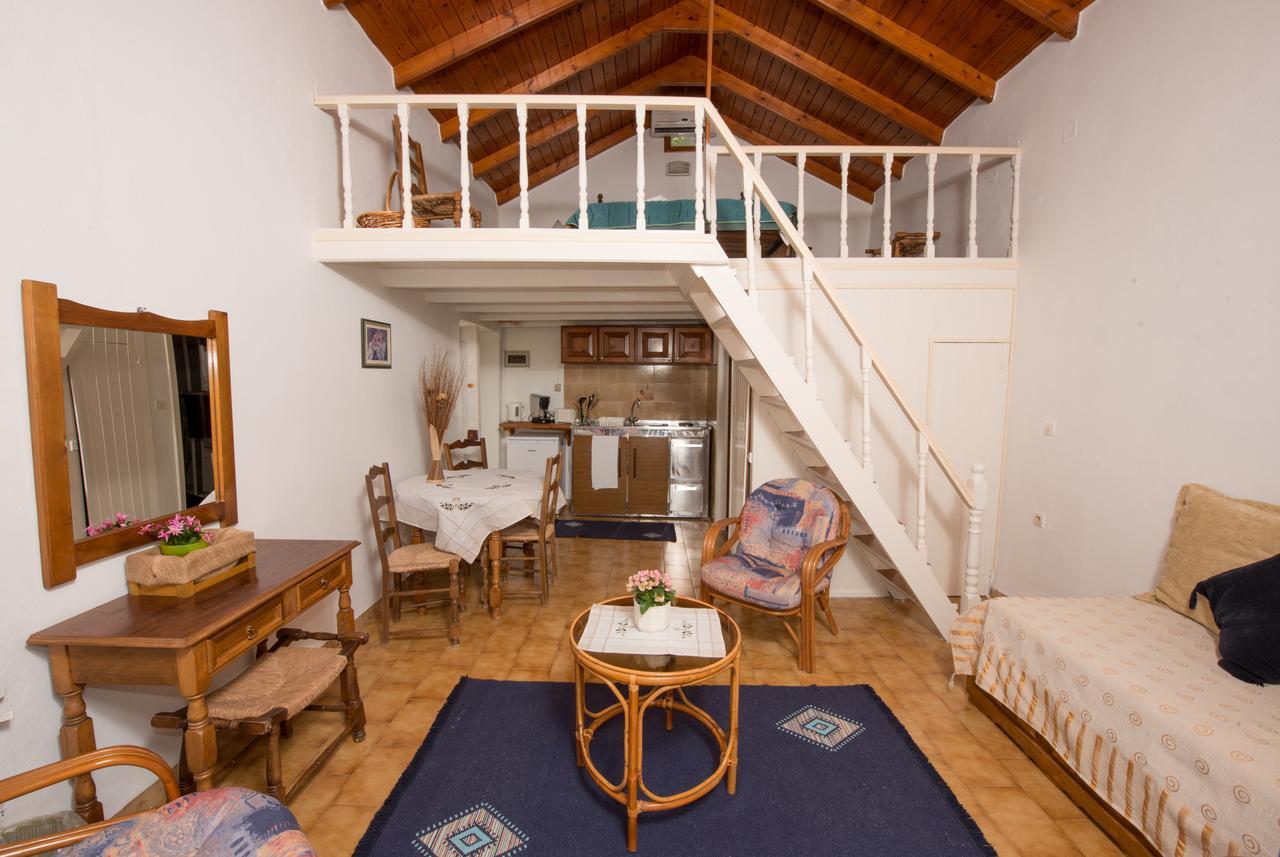 Penelope Apartment Сімі Екстер'єр фото